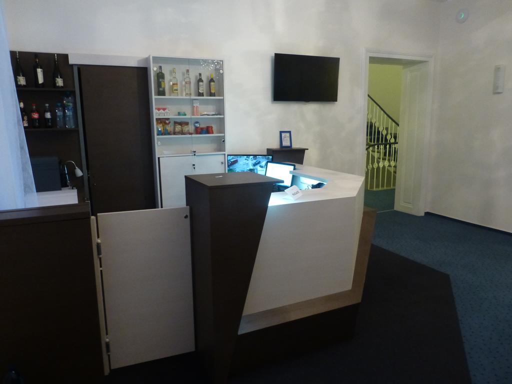 布拉格 优圣克里斯托弗宾馆酒店 外观 照片